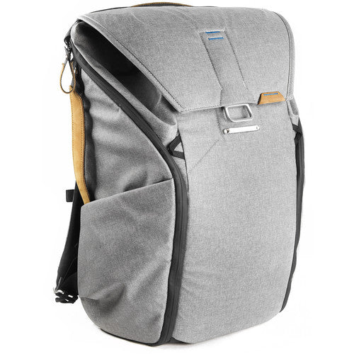 PEAK DESIGN EVERYDAY BACKPACK - 30L (ASH) Questions & Answers